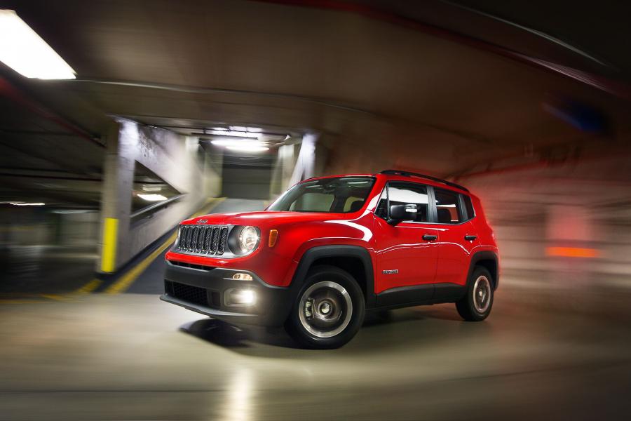  Jeep Renegade Sport 2015 года  (BR) (фото 2 из 7)
